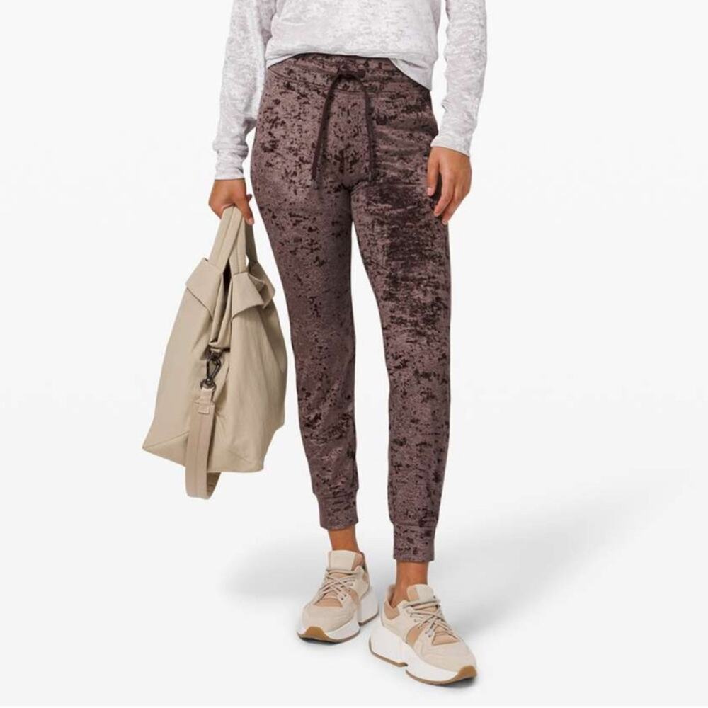 Lululemon Ready to Crush Jogger in French Press Women’s Size 4 Athletic Joggers